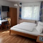 Gasthof-pension Silvia Pensión Haibach ob der Donau